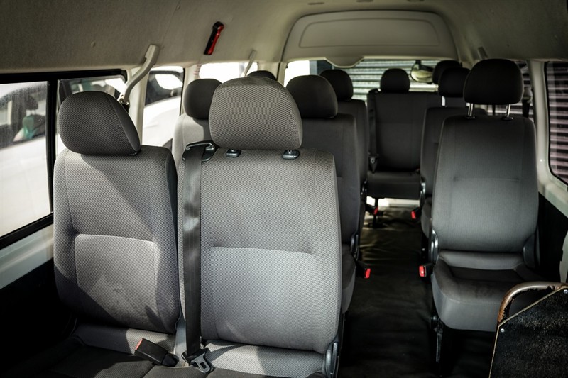 2013 Toyota Hiace - Thumbnail