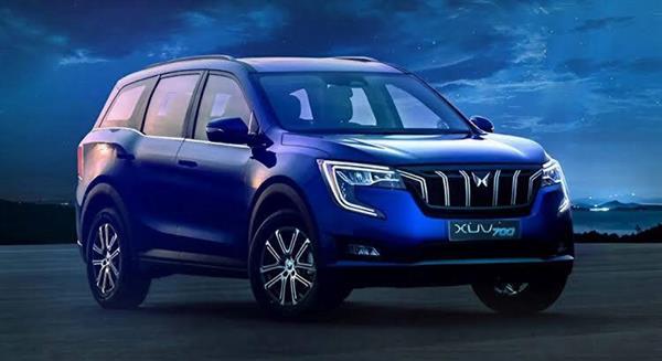 2025 Mahindra XUV 700 AX7L