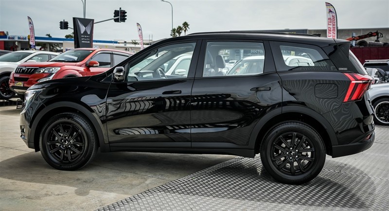 2026 Mahindra XUV700 - Thumbnail