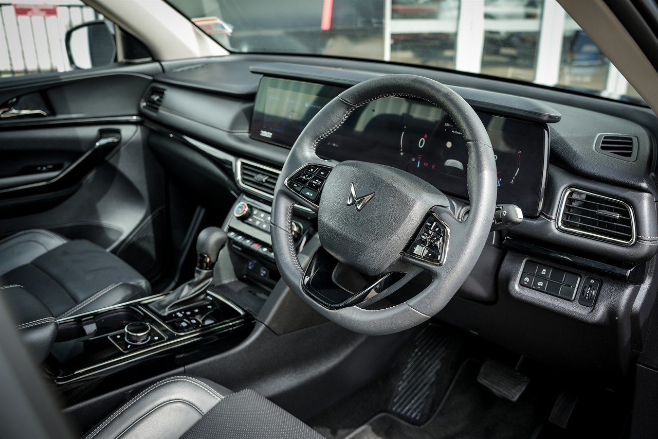 2026 Mahindra XUV700