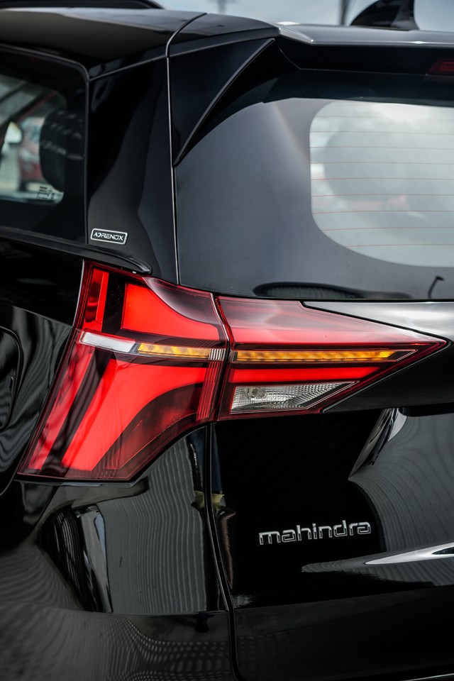 2026 Mahindra XUV700