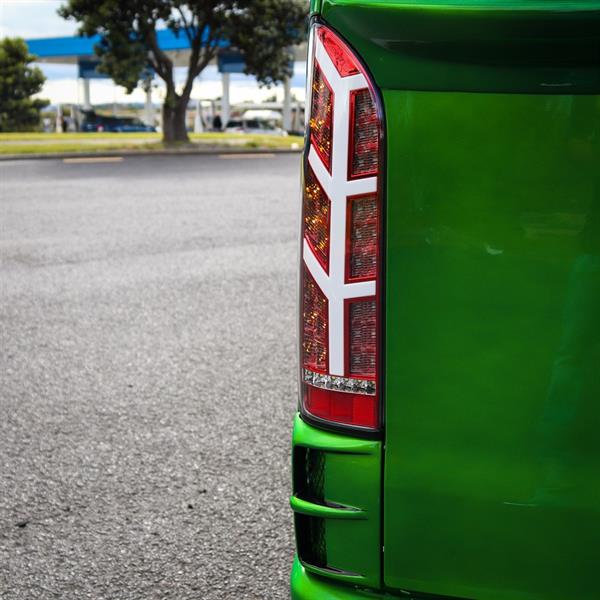 2018 Toyota Hiace - Thumbnail