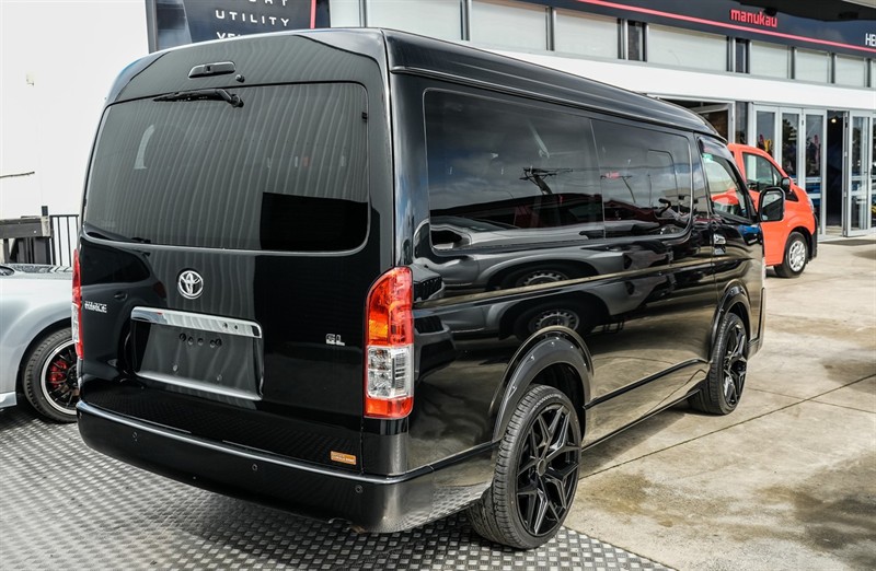 2024 Toyota Hiace - Thumbnail