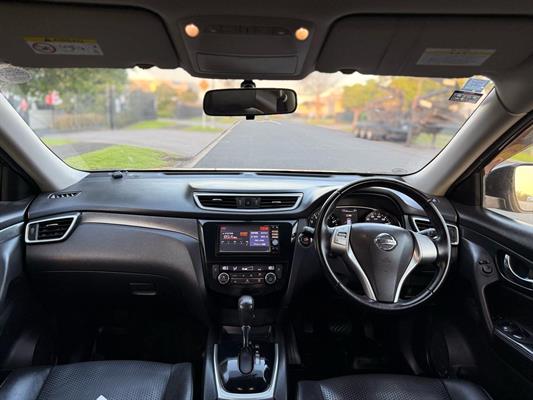 2017 Nissan X-TRAIL - Thumbnail