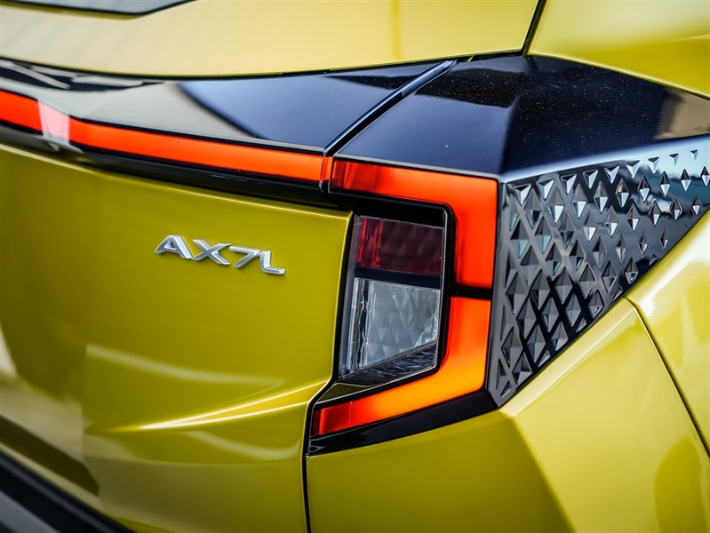 2026 Mahindra XUV 3XO - Thumbnail