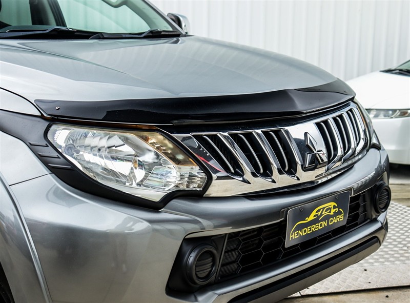 2016 Mitsubishi Triton - Thumbnail