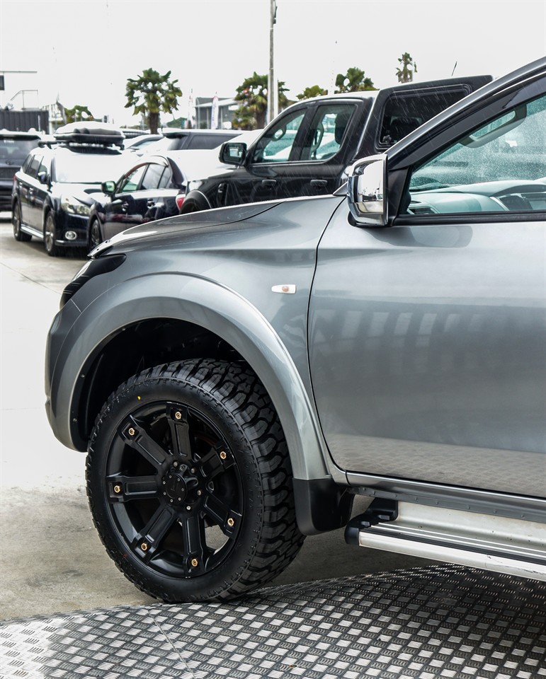 2016 Mitsubishi Triton