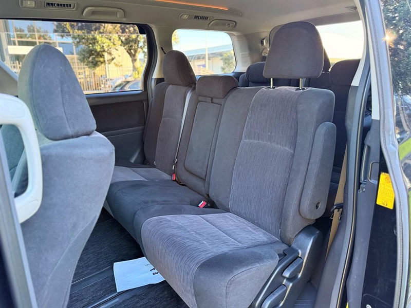 2014 Toyota Vellfire - Thumbnail