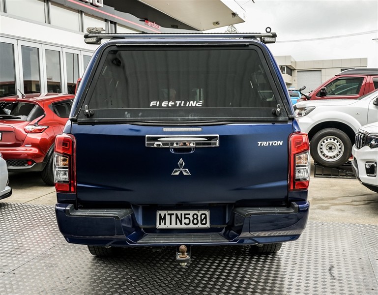2020 Mitsubishi Triton - Thumbnail