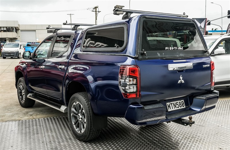 2020 Mitsubishi Triton - Thumbnail