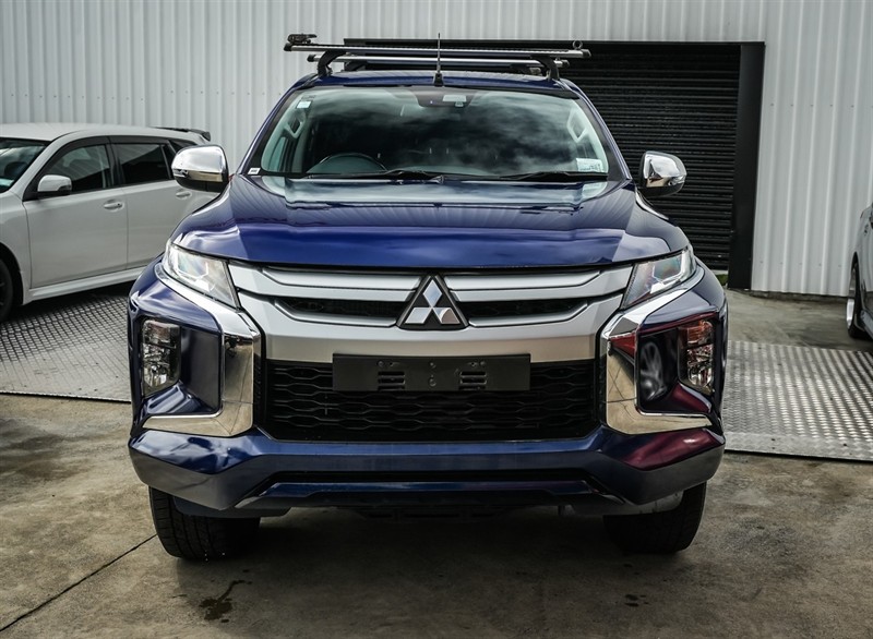 2020 Mitsubishi Triton - Thumbnail