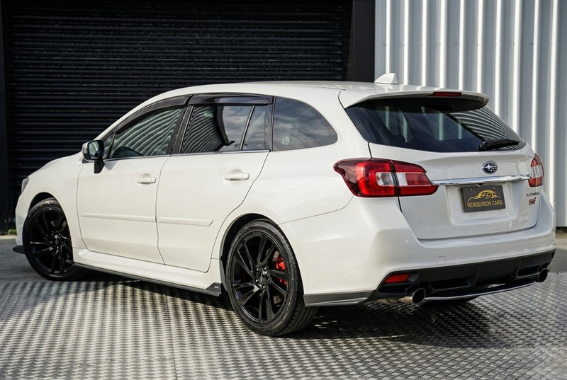 2015 Subaru Levorg - Thumbnail