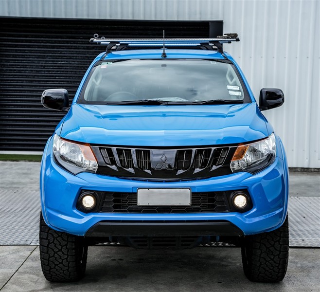 2019 Mitsubishi Triton - Thumbnail