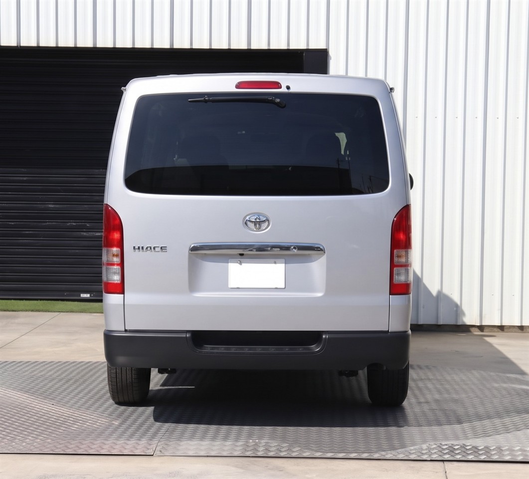 2022 Toyota Hiace