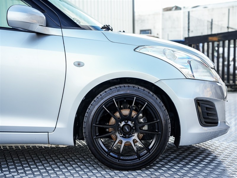 2016 Suzuki  - Thumbnail