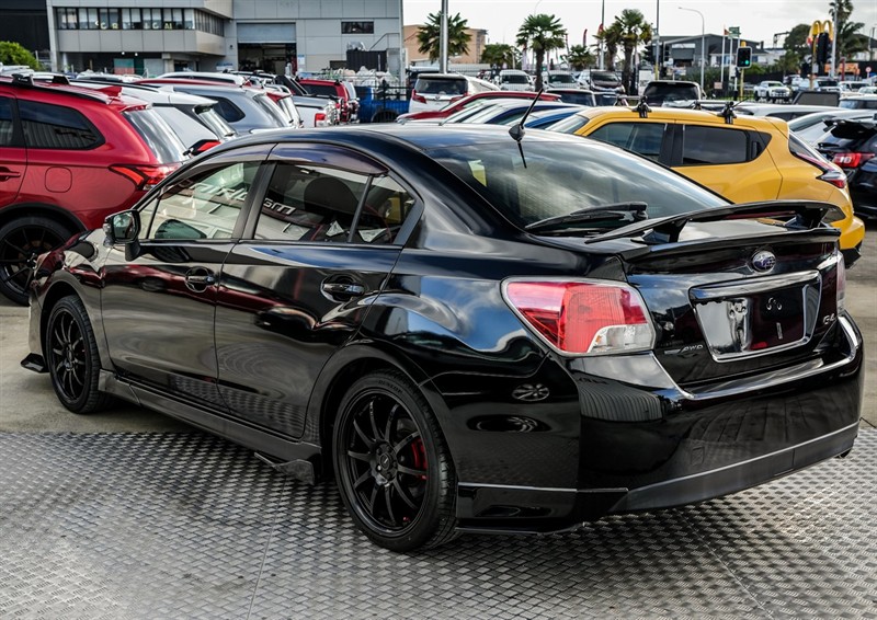 2015 Subaru Impreza - Thumbnail