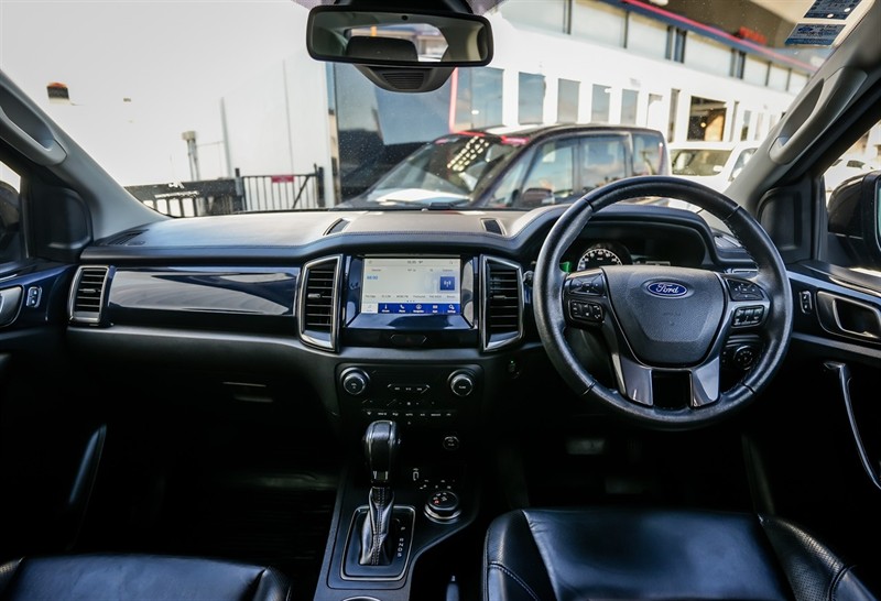 2022 Ford Everest - Thumbnail