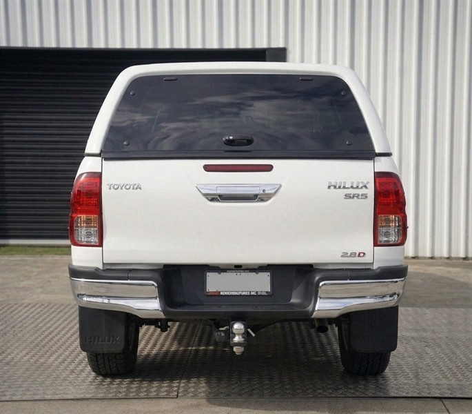 2018 Toyota Hilux - Thumbnail