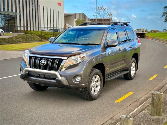 2015 Toyota Land Cruiser Prado - Thumbnail