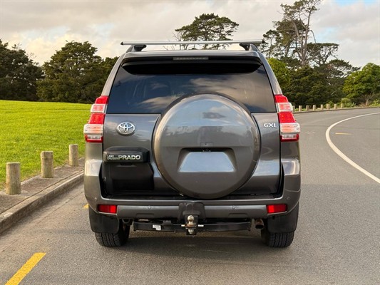 2015 Toyota Land Cruiser Prado - Thumbnail