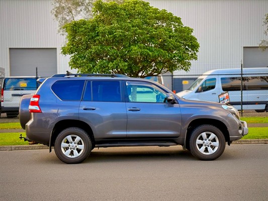 2015 Toyota Land Cruiser Prado - Thumbnail