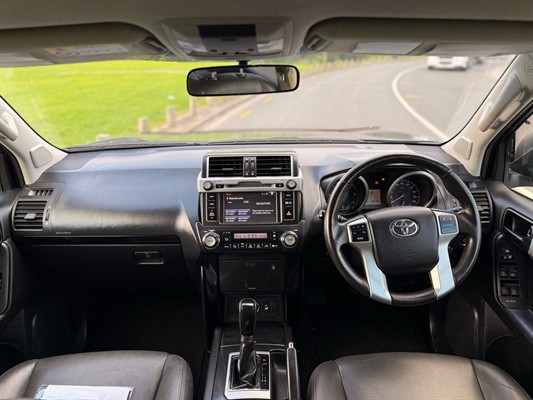 2015 Toyota Land Cruiser Prado - Thumbnail