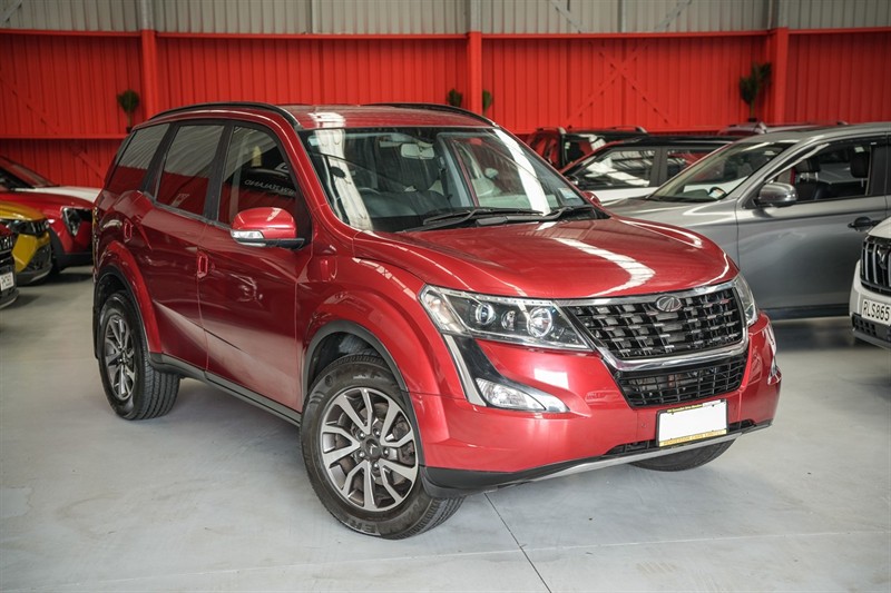 2019 Mahindra XUV 500