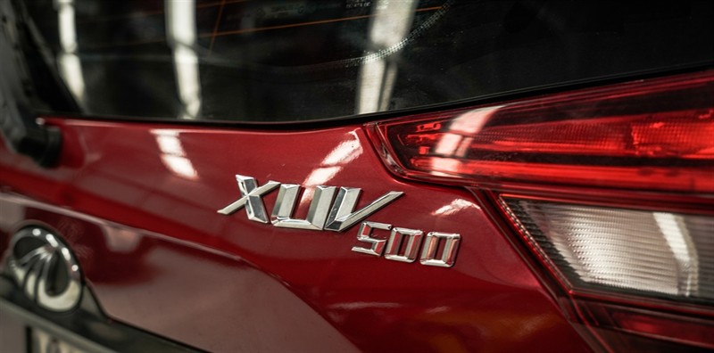 2019 Mahindra XUV 500 - Thumbnail