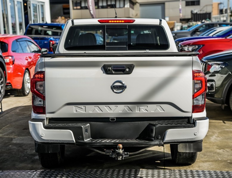 2022 Nissan Navara - Thumbnail