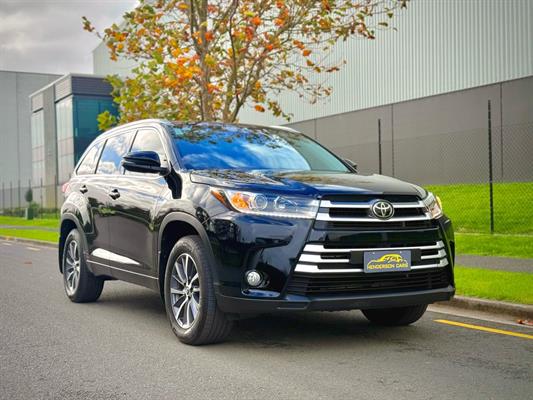 2021 Toyota Highlander - Thumbnail