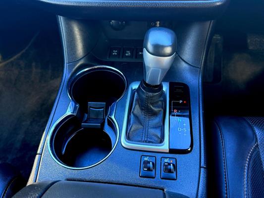 2021 Toyota Highlander - Thumbnail