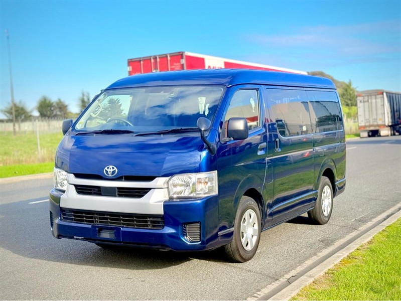 2022 Toyota Hiace