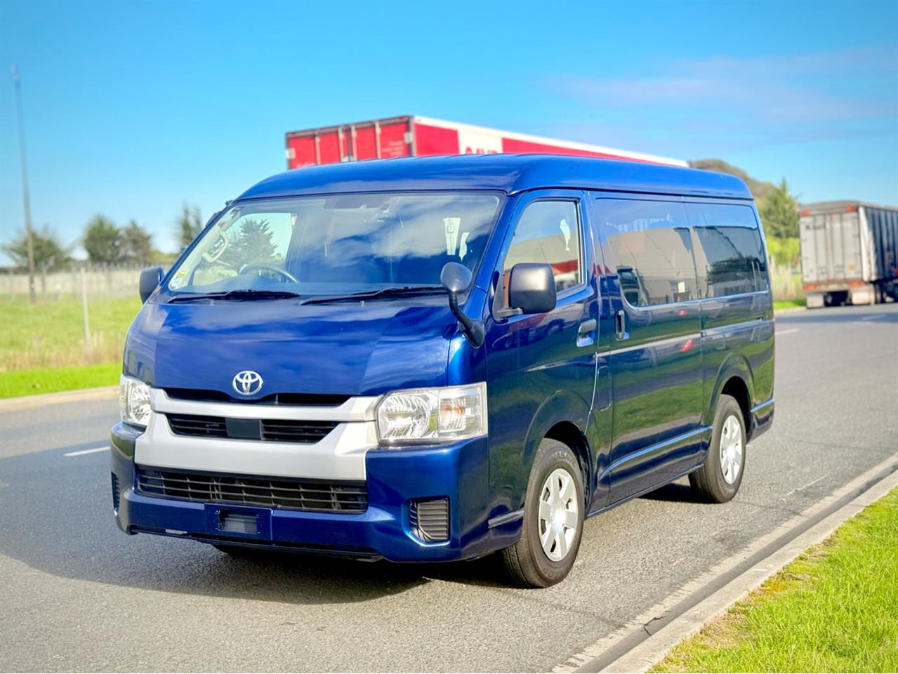 2022 Toyota Hiace