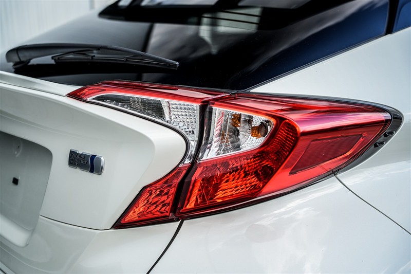 2020 Toyota C-HR - Thumbnail