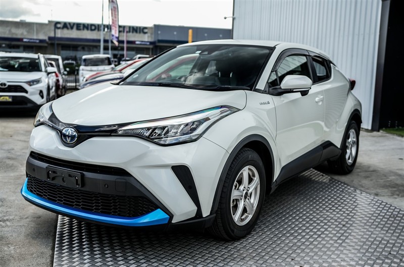 2020 Toyota C-HR - Thumbnail