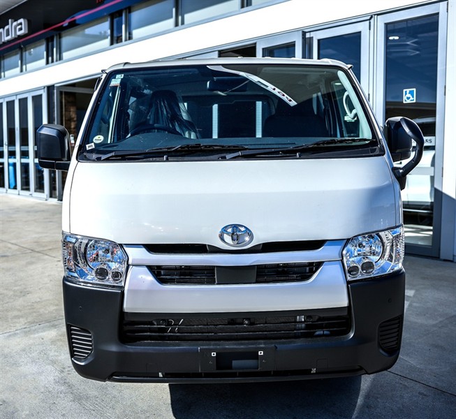 2026 Toyota Hiace - Thumbnail