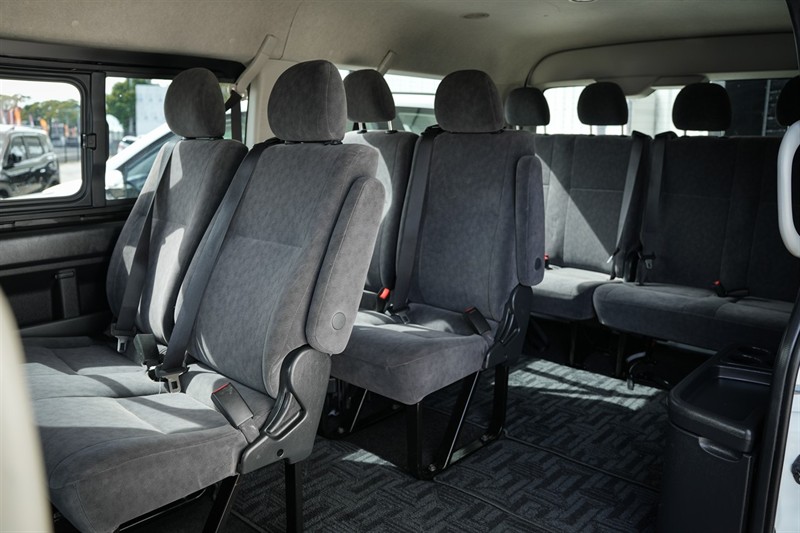 2021 Toyota Hiace - Thumbnail