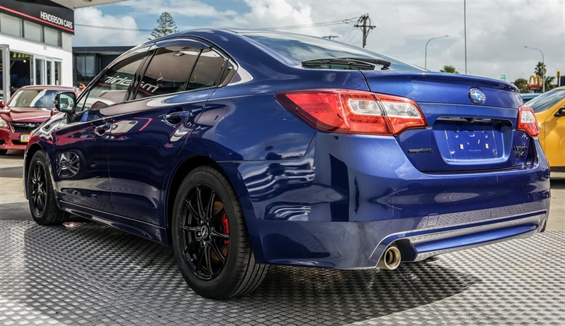 2015 Subaru Legacy - Thumbnail