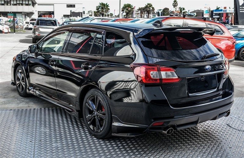 2017 Subaru Levorg - Thumbnail