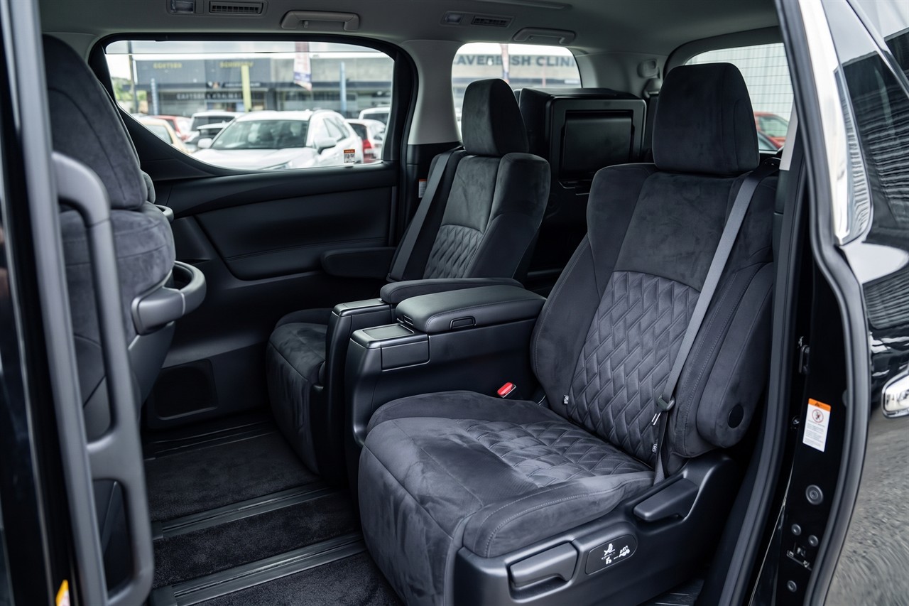 2021 Toyota Alphard