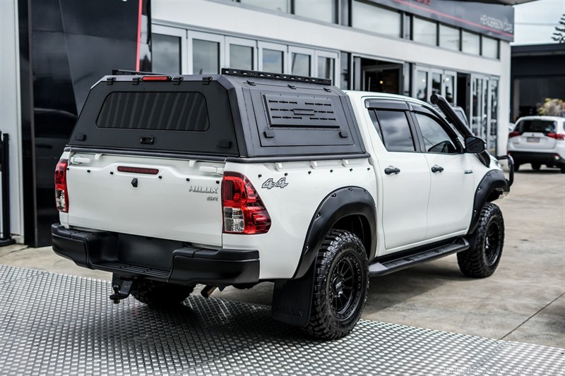 2019 Toyota Hilux - Thumbnail