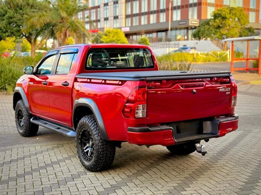 2020 Toyota Hilux - Thumbnail