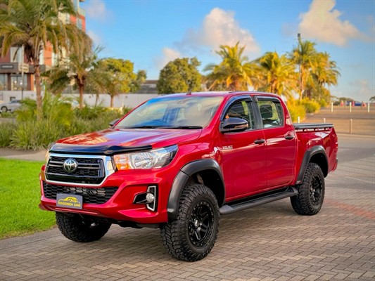 2020 Toyota Hilux - Thumbnail