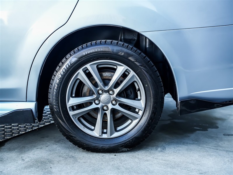 2014 Subaru Legacy - Thumbnail
