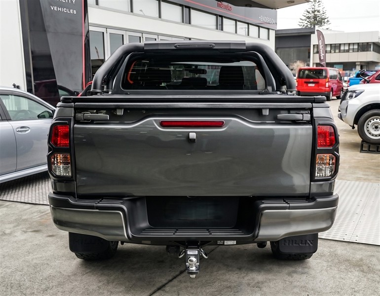 2019 Toyota Hilux - Thumbnail