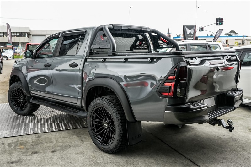 2019 Toyota Hilux - Thumbnail