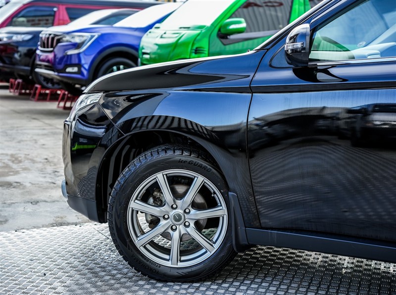 2013 Mitsubishi Outlander - Thumbnail