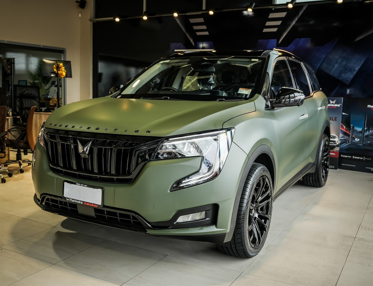 2026 Mahindra XUV 700 AX7L