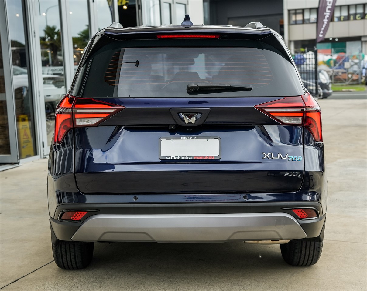 2023 Mahindra XUV 700