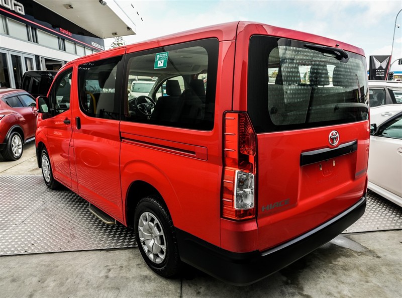 2020 Toyota Hiace - Thumbnail